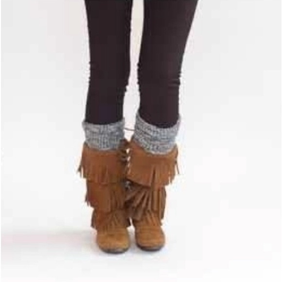 Minnetonka Shoes - Pre-loved Minnetonka 3 tier Fringe Suede tall moccasin boot- vintage look!